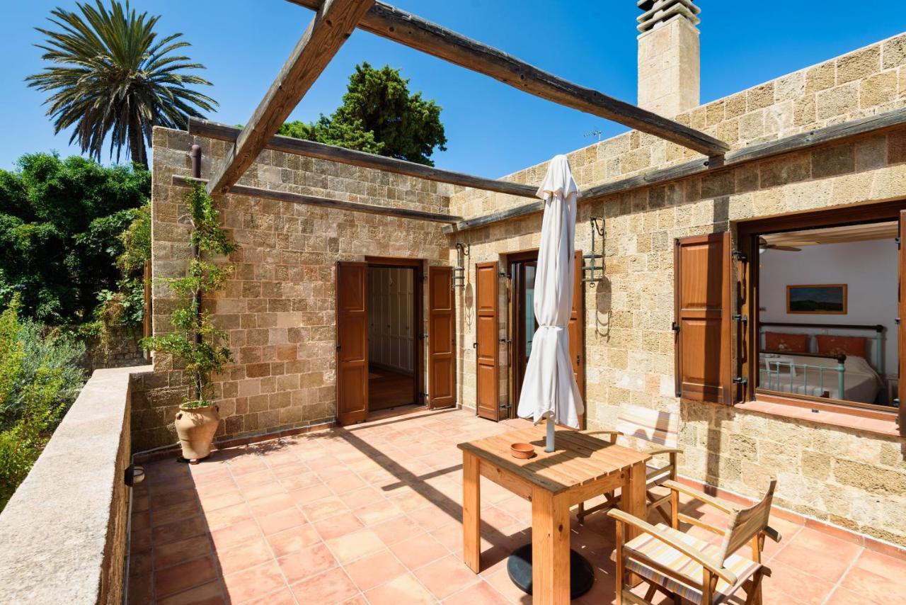 Rhodes City Inner Light מראה חיצוני תמונה